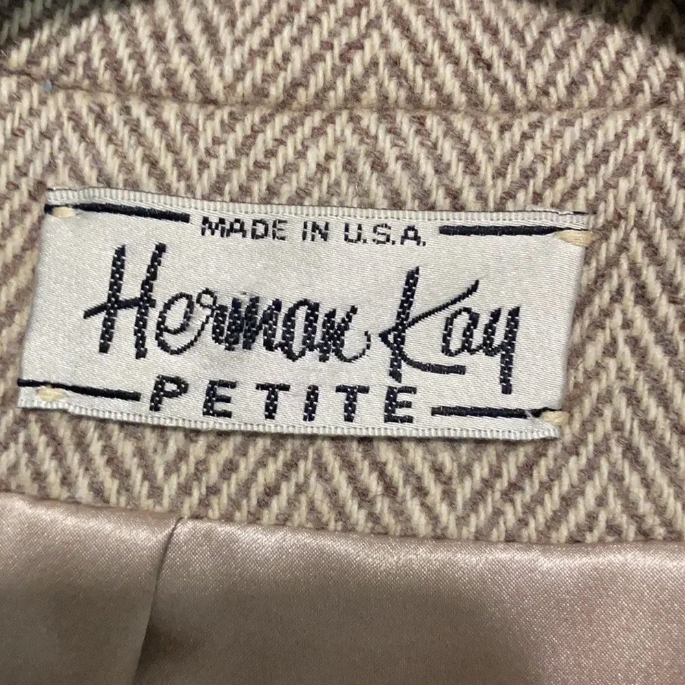 Blazer - Picture 8 of 15